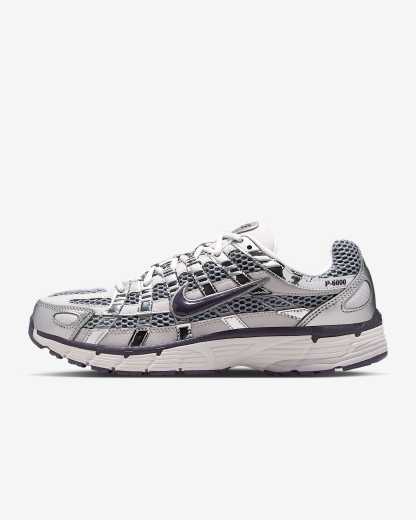 Nike P-6000 Schuh (Damen) – Vast Grey/Metallic Silver/Stealth/Dark Raisin