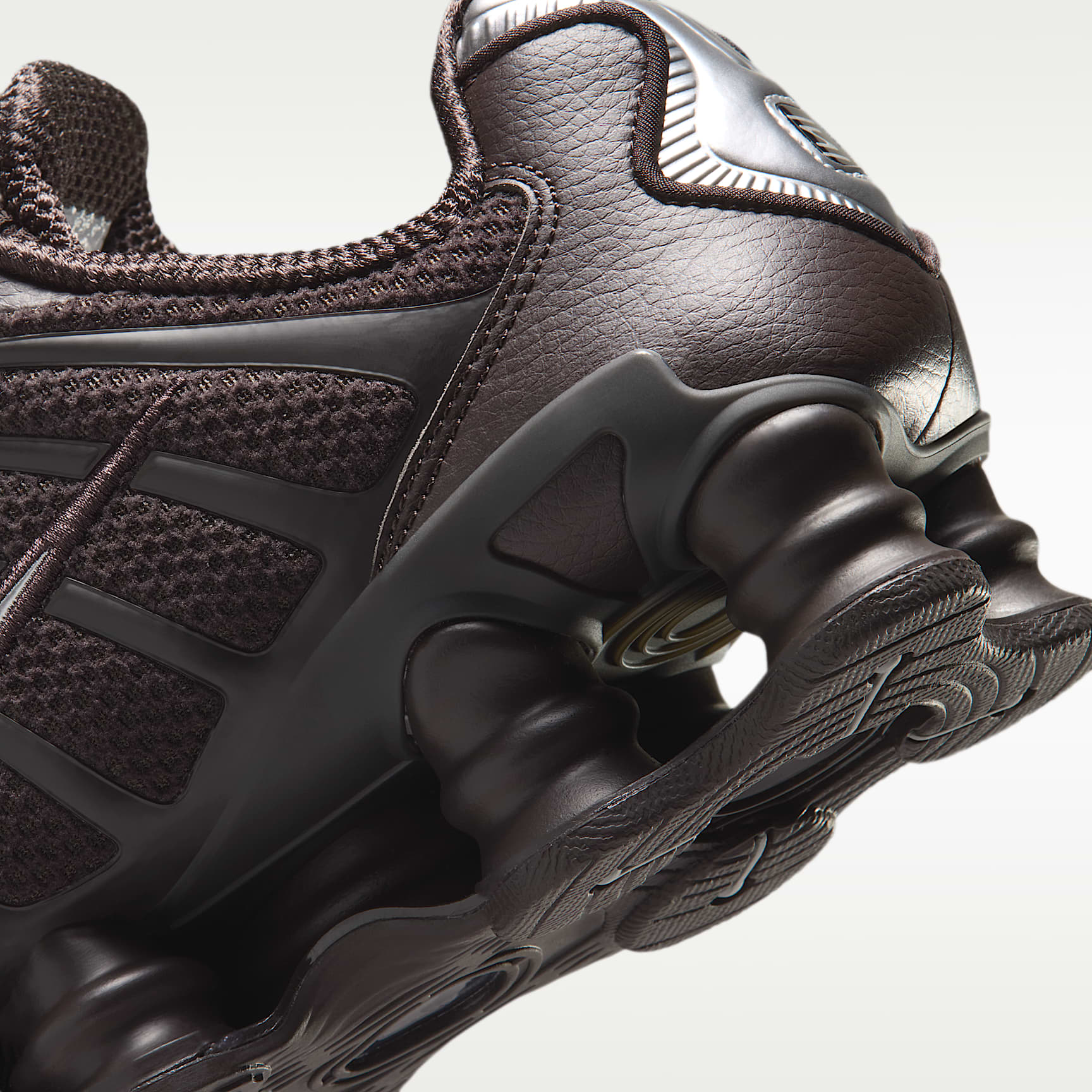 Nike Shox TL Schuh (Damen) – Velvet Brown/Metallic Silver
