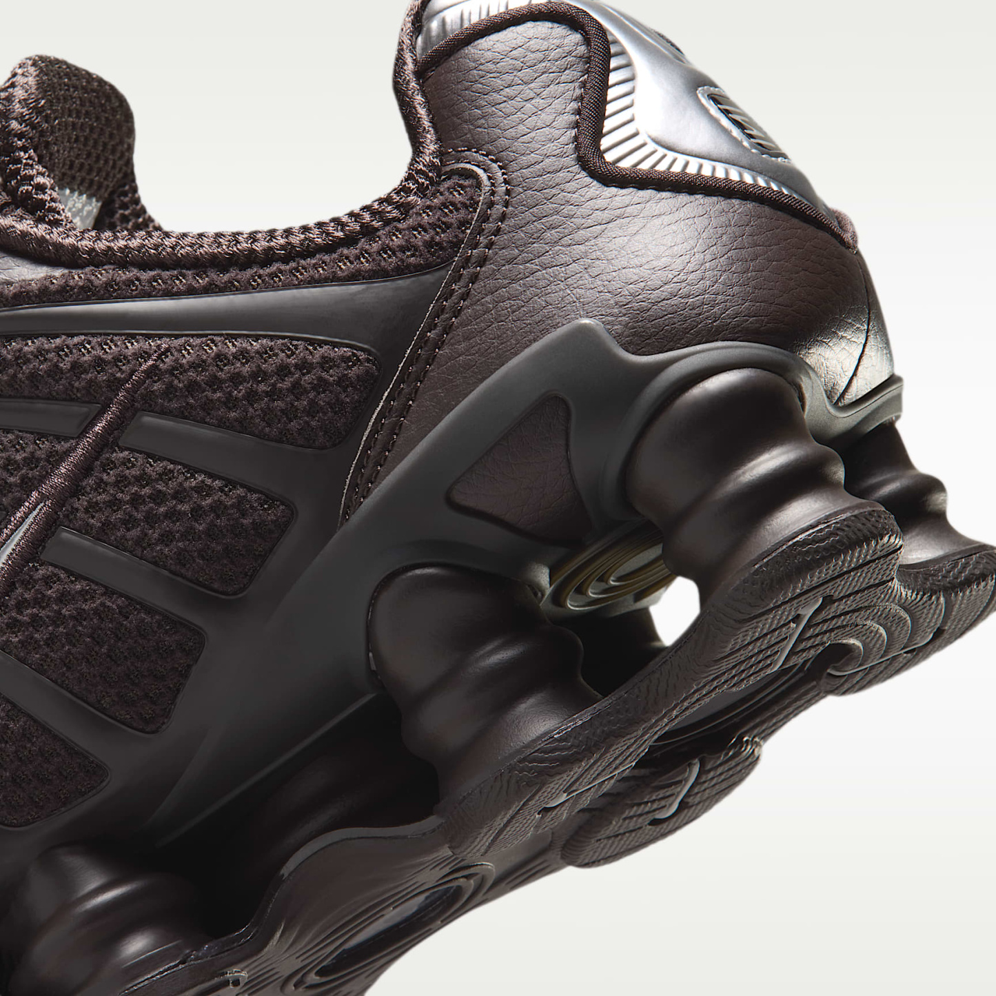 Nike Shox TL Schuh (Damen) – Velvet Brown/Metallic Silver