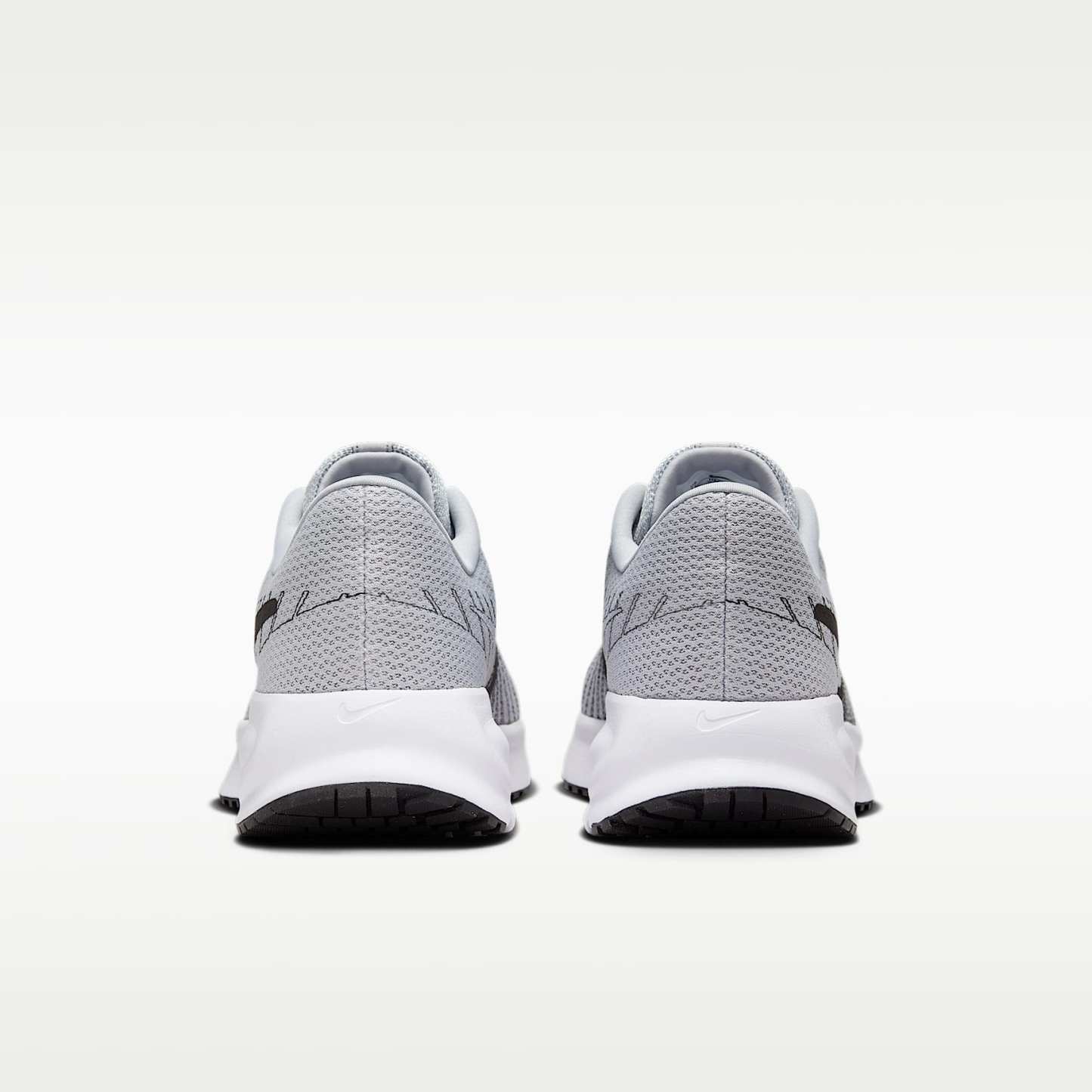 Nike Run Defy Straßenlaufschuh (Herren) – Wolf Grey/Weiß/Iron Grey/Schwarz