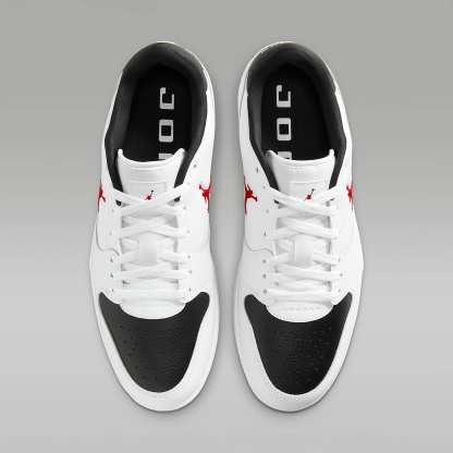 Jordan Court Connect Low Herrenschuhe – Weiß/Schwarz/Gym Red