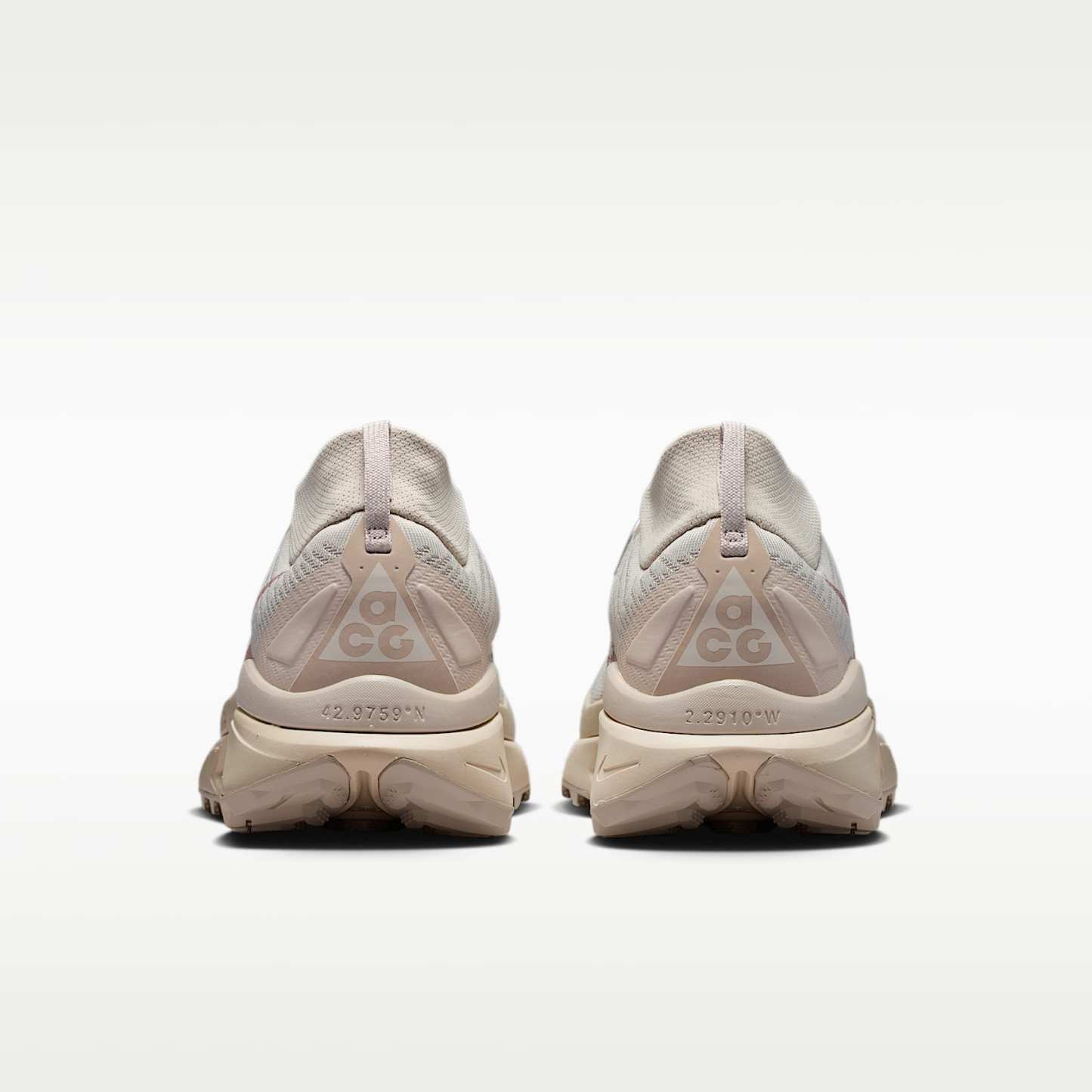 ACG Zegama Trail Traillaufschuh (Herren) – Cream II/Safety Orange/Light Orewood Brown
