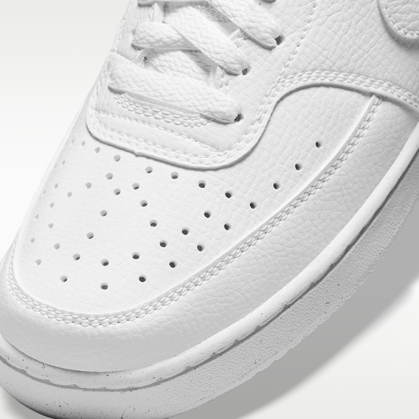 Nike Court Vision Low Next Nature Schuh (Damen) – Weiß/Weiß/Weiß