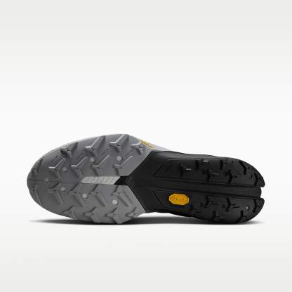 Nike Kiger 10 Traillaufschuh – Schwarz/Weiß/Cool Grey/Weiß