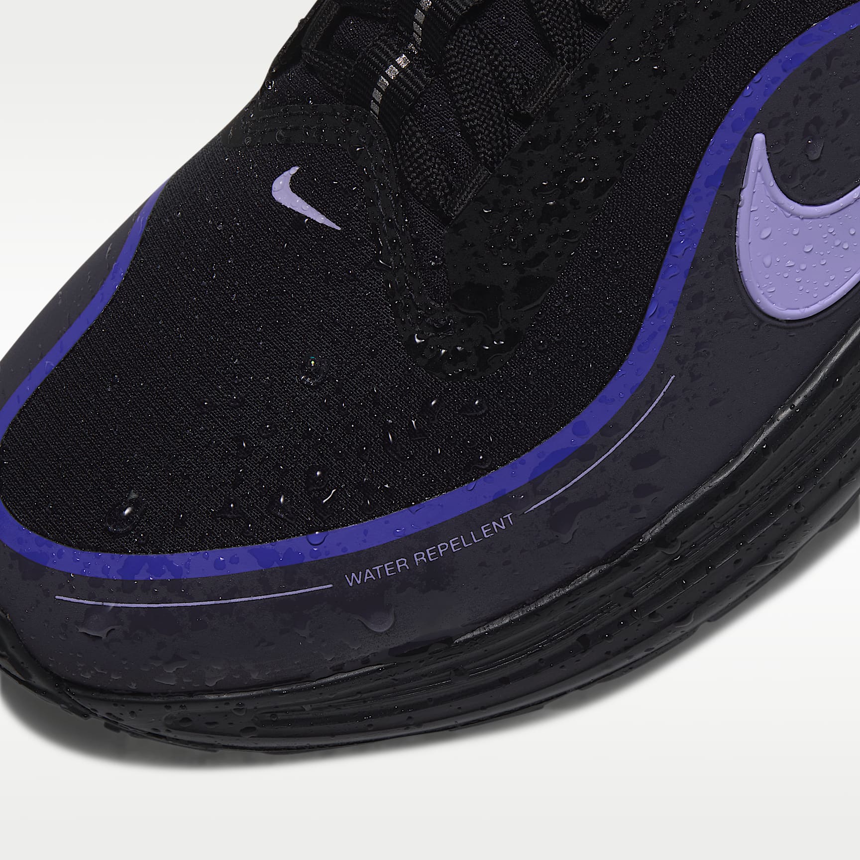 Nike Revolution 8 Utility Straßenlaufschuh (Damen) – Schwarz/Persian Violet/Gridiron/Purple Pulse