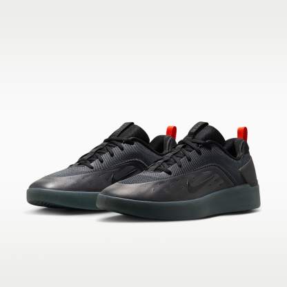 Nike SB Zoom Nyjah 4 Skateboardschuh – Cool Grey/Wolf Grey/Cool Grey/Weiß