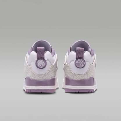 Jordan Spizike Low Schuh (Damen) – Swan/Light Smoke Grey/Purple Smoke