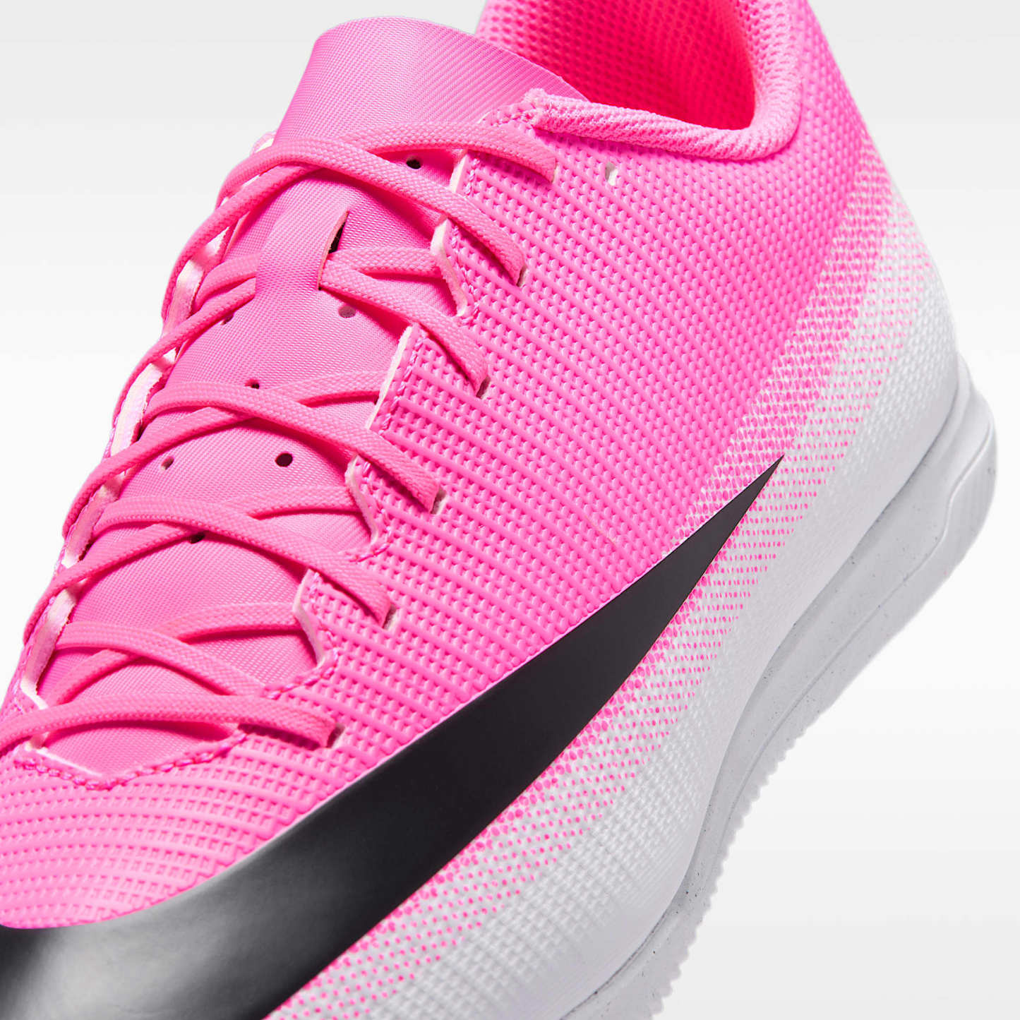 Nike Mercurial Vapor 17 Club Low-Top-Fußballschuh für Hallen- und Hartplätze – Multi-Color/Schwarz