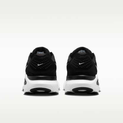 Nike Structure 26 Straßenlaufschuh (Herren) – Schwarz/Cool Grey/Metallic Silver/Weiß