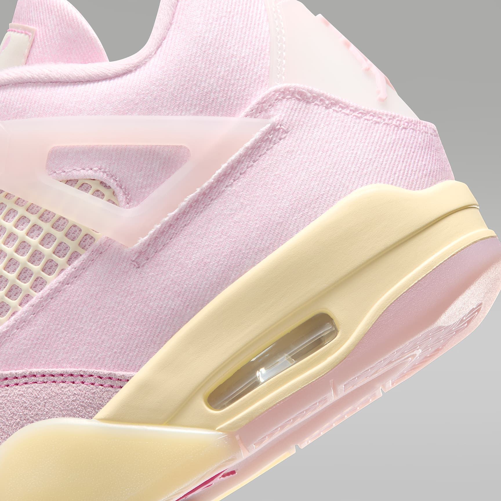 Air Jordan 4 Retro „Pearl Pink and Iced Carmine“ Schuh (Damen) – Pearl Pink/Coconut Milk/Muslin/Iced Carmine