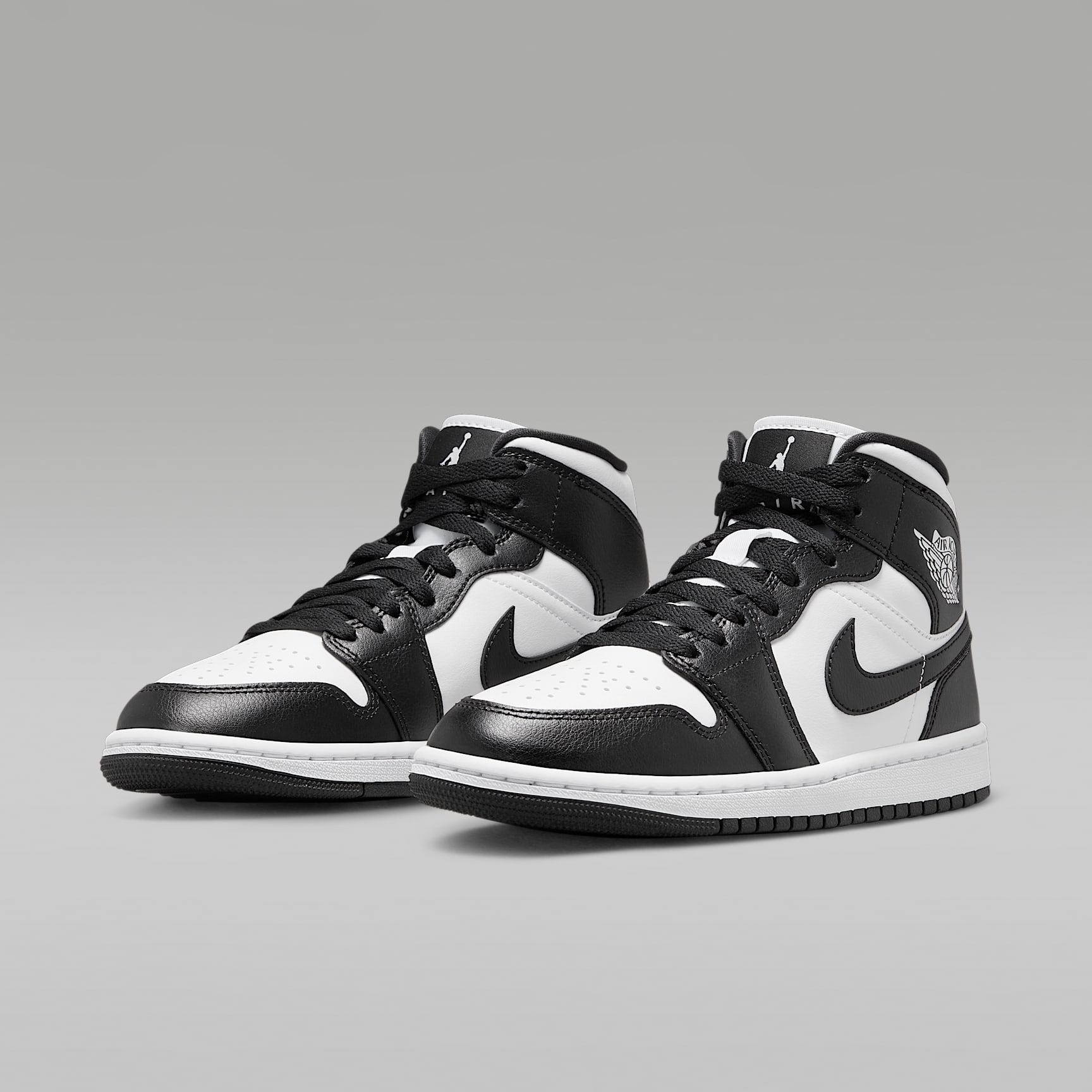 Air Jordan 1 Mid Damenschuh – Weiß/Weiß/Schwarz