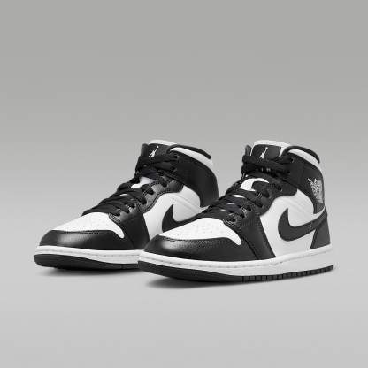Air Jordan 1 Mid Damenschuh – Weiß/Weiß/Schwarz