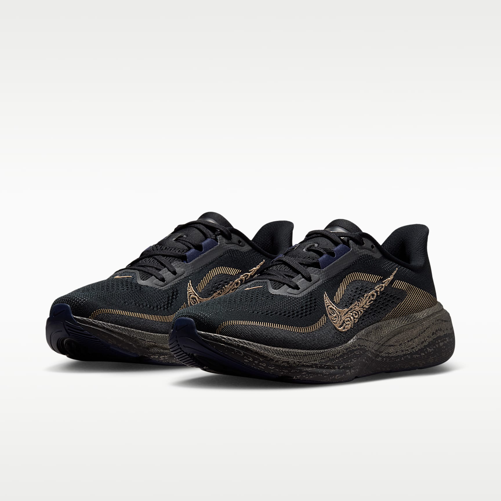 Nike Pegasus 42 "Keely Hodgkinson" Straßenlaufschuhe für Damen – Schwarz/Pitch Blue/Blackened Blue/Blur