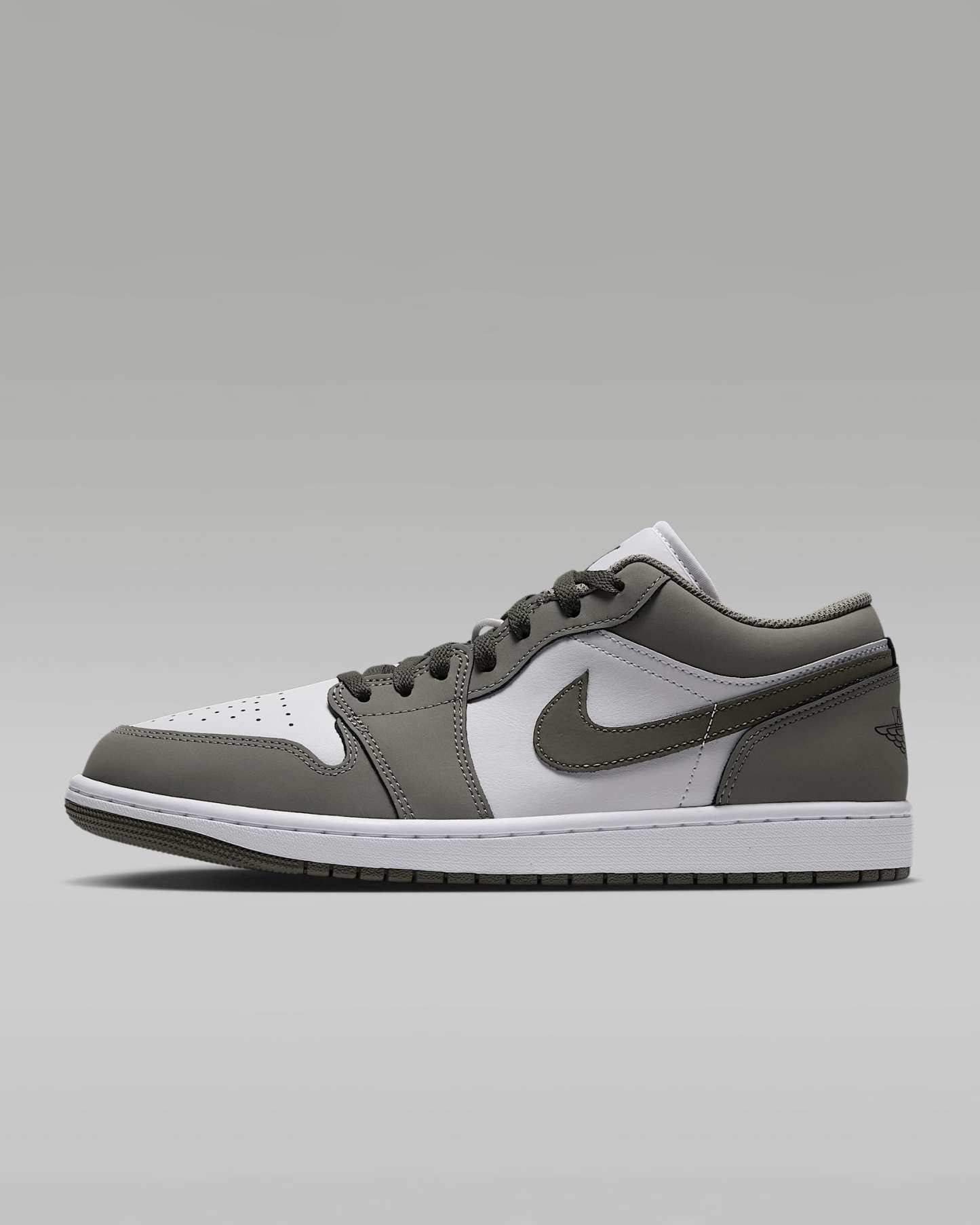 Air Jordan 1 Low Herrenschuh – Light Army/Weiß/Cargo Khaki