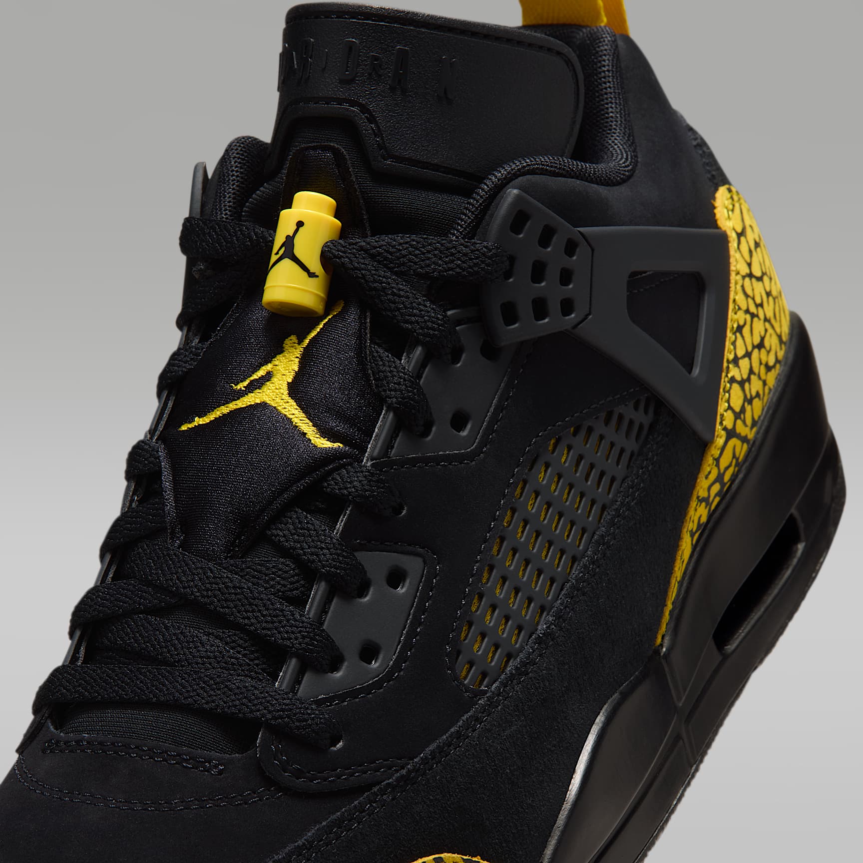 Jordan Spizike Low Schuh (Herren) – Schwarz/Speed Yellow/Speed Yellow/Schwarz