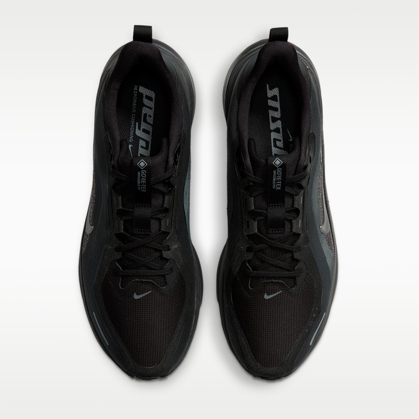 Nike Pegasus 42 GORE-TEX wasserdichter Straßenlaufschuh (Herren) – Schwarz/Off Noir/Dark Grey/Schwarz