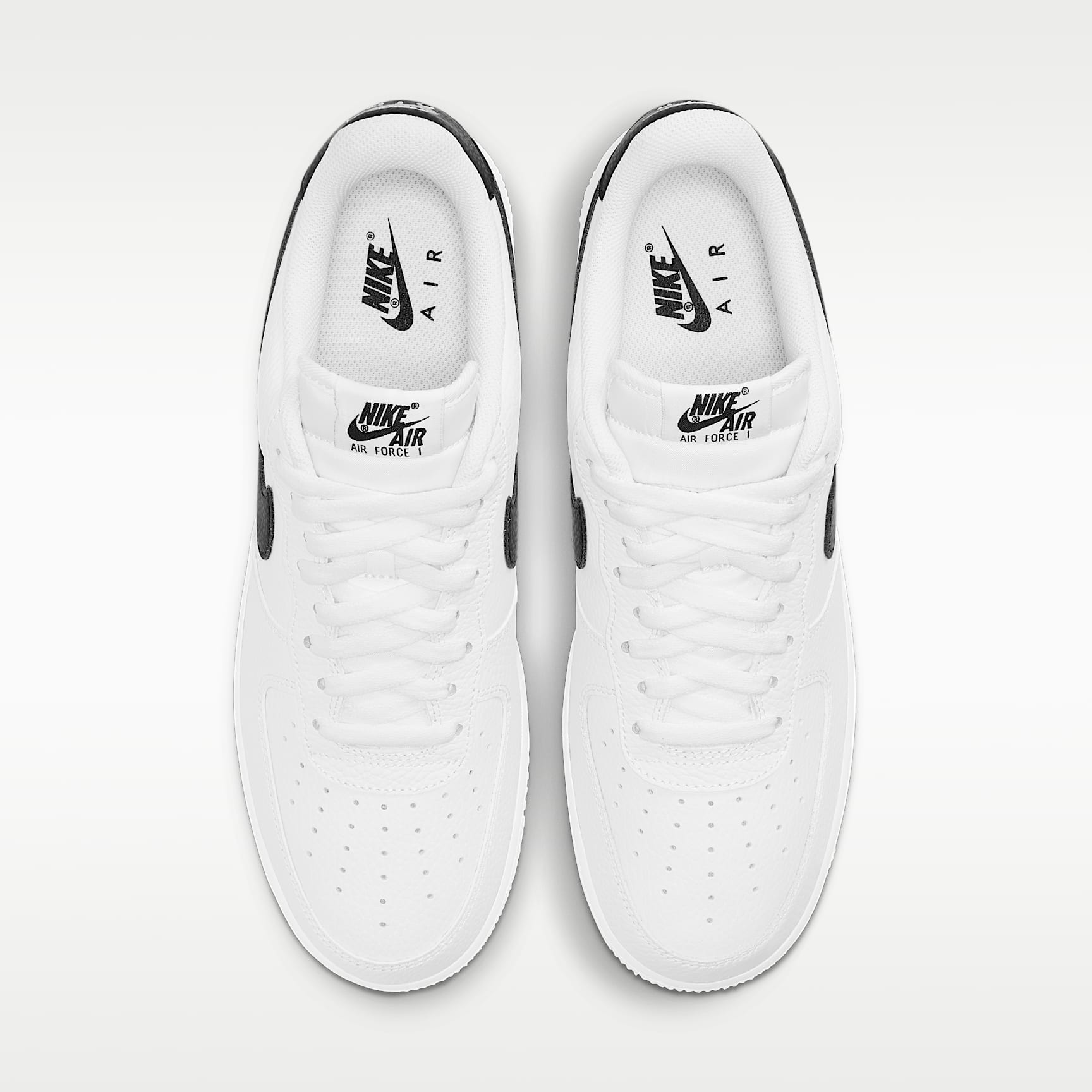 Nike Air Force 1 '07 Herrenschuh – Weiß/Schwarz