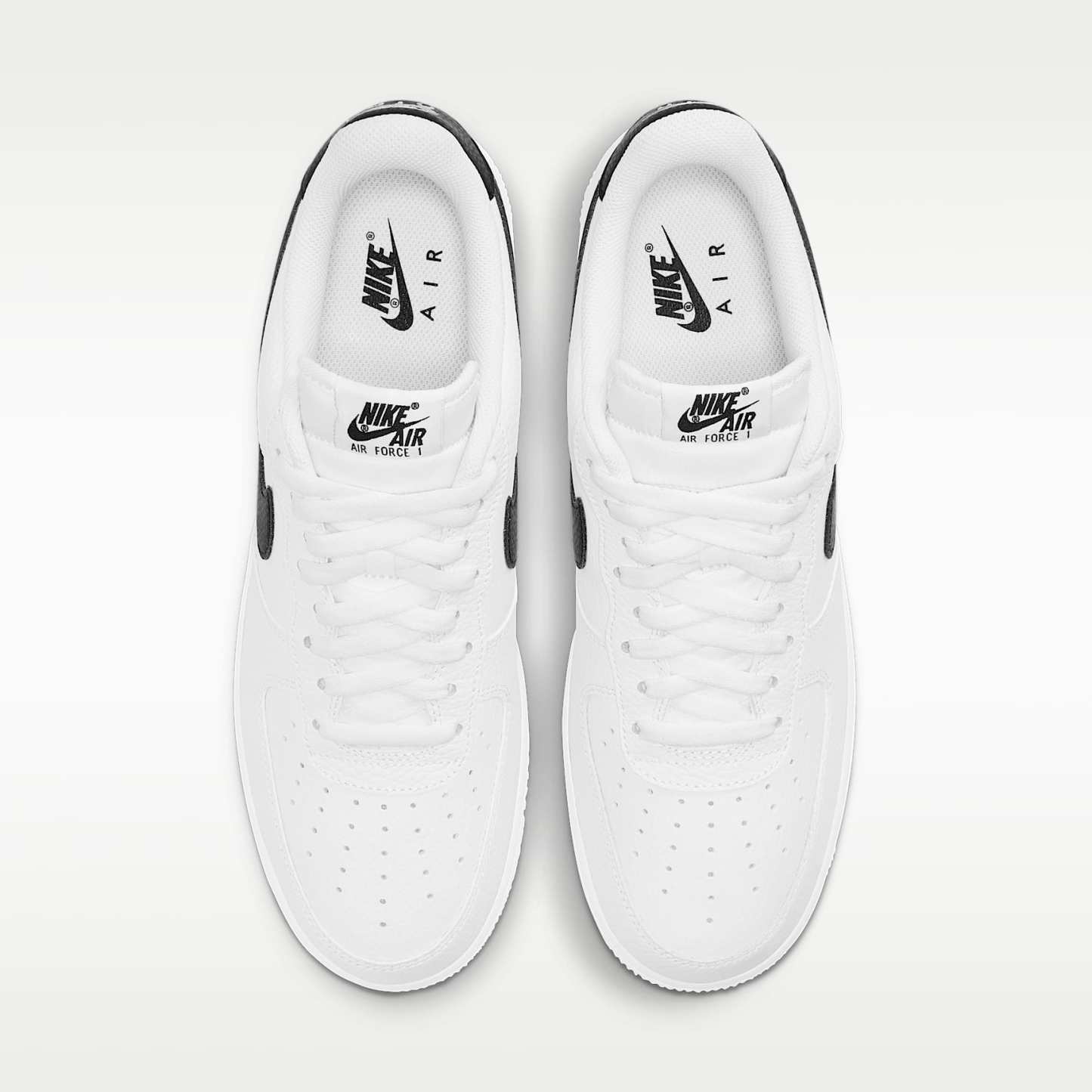 Nike Air Force 1 '07 Herrenschuh – Weiß/Schwarz