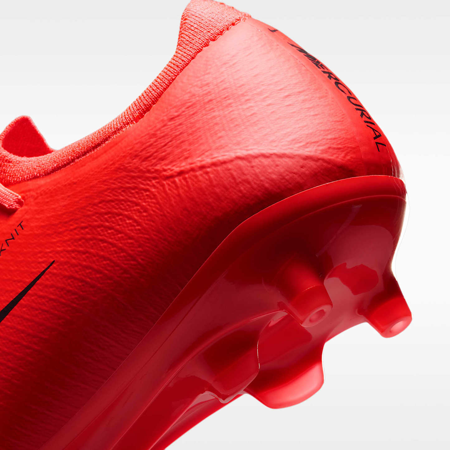 Nike Mercurial Vapor 17 Pro Low-Top-Fußballschuh für Kunstrasen – Bright Crimson/Blur