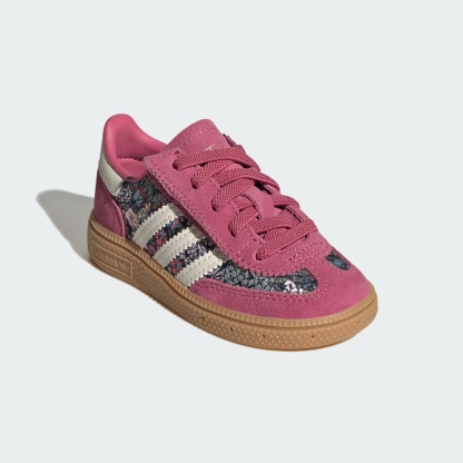 ADIDAS LIBERTY HANDBALL SPEZIAL SCHUH, KOMFORTVERSCHLUSS, ELASTISCHE SCHNÜRSENKEL – Dual Magenta / Cream White / Gum – KH9839