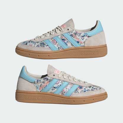 ADIDAS LIBERTY LONDON HANDBALL SPEZIAL SCHUH – Off White / Icey Blue / Gum – JQ2010
