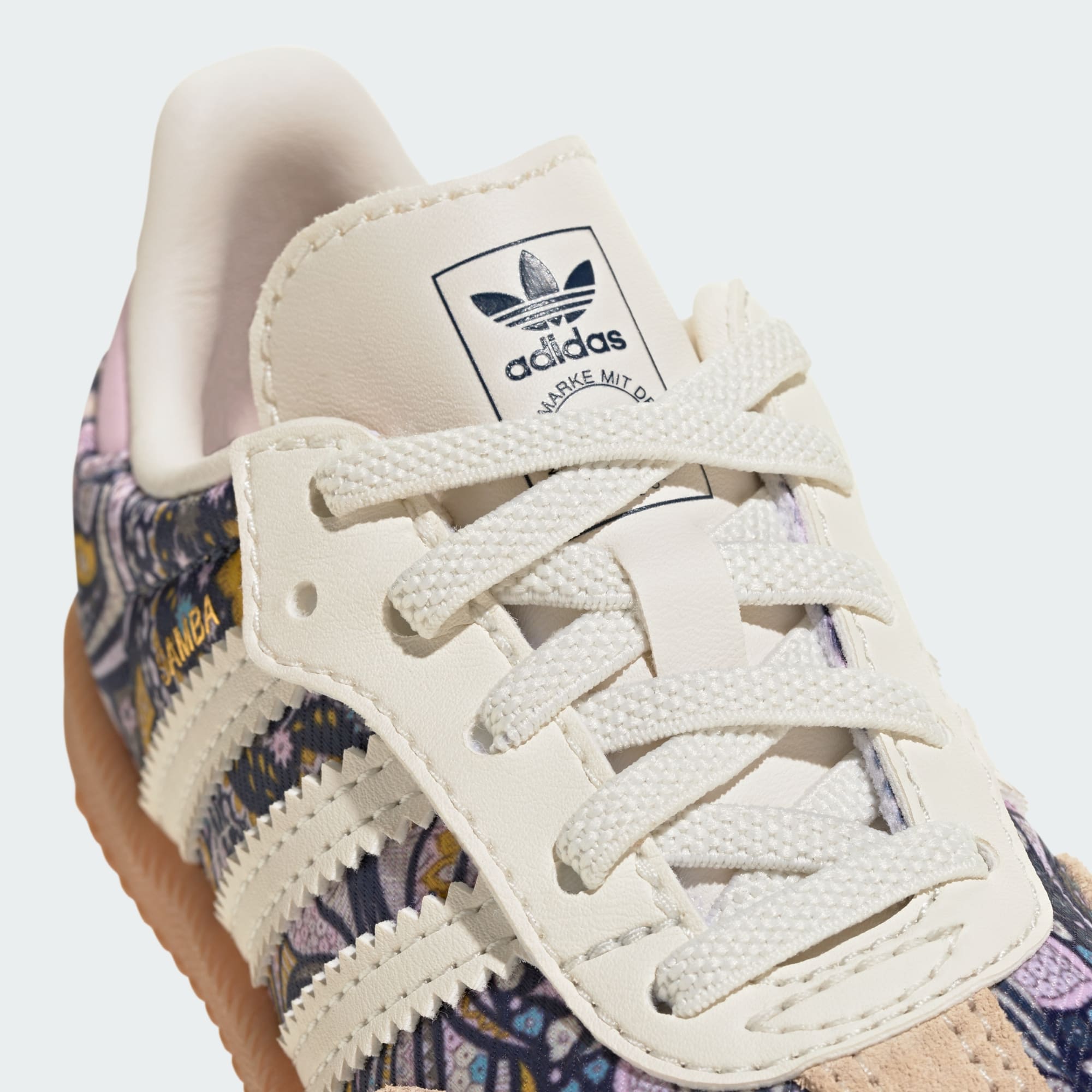 ADIDAS LIBERTY SAMBA OG SCHUH, KOMFORTVERSCHLUSS, ELASTISCHE SCHNÜRSENKEL – Core White / Orchid Fusion / Gum – KH9847