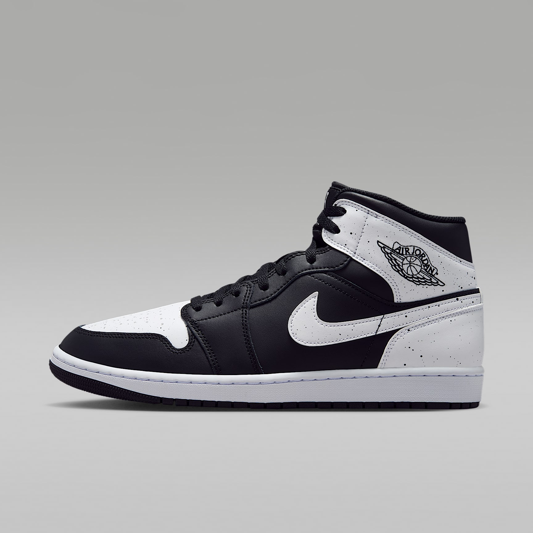 Air Jordan 1 Mid SE Schuh (Herren) – Schwarz/Schwarz/Weiß