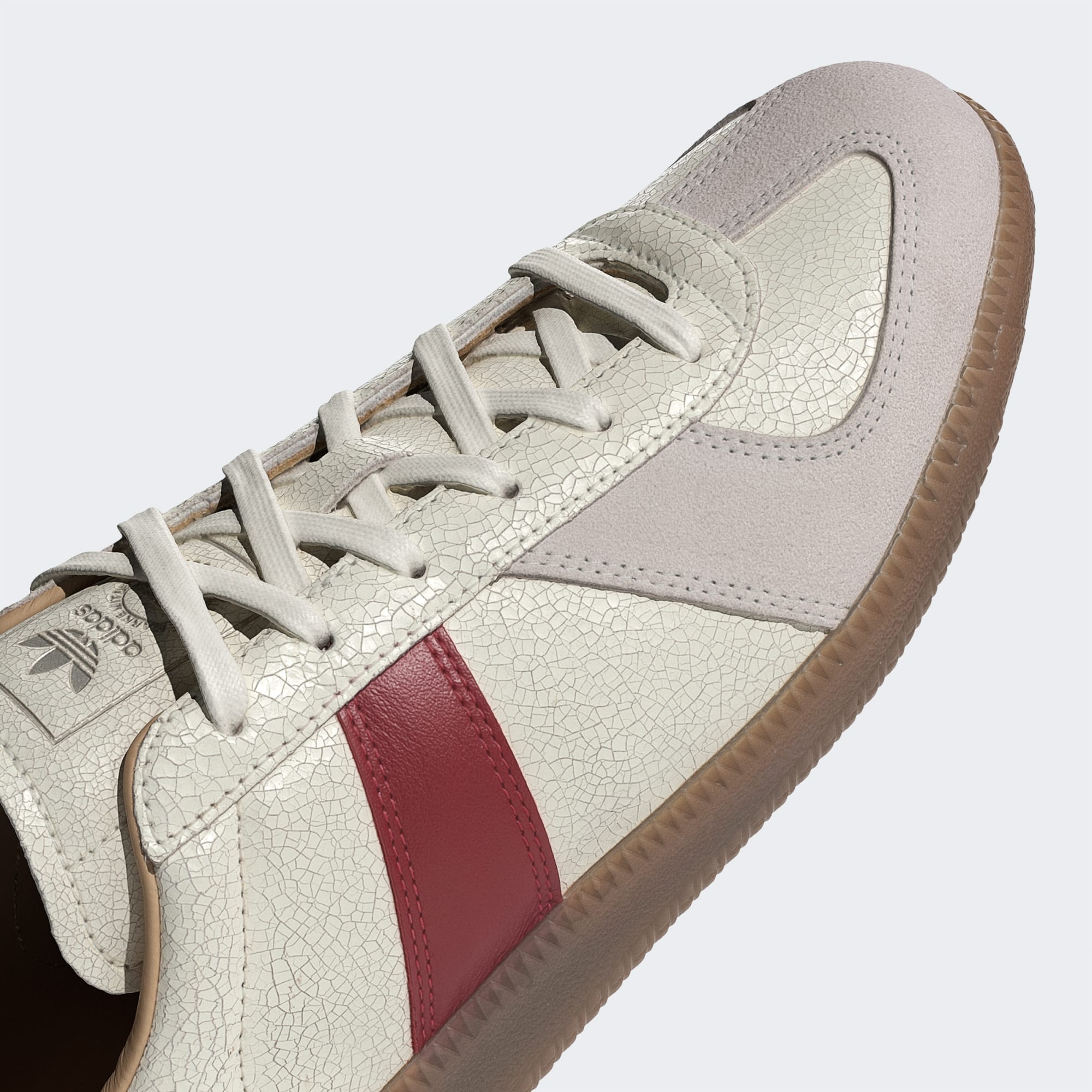 BW ARMY SCHUH – Core White / Team Victory Red / Gum – HQ9264