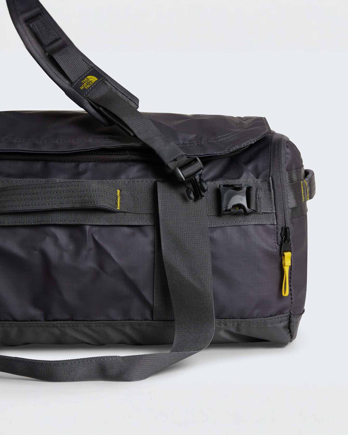 Base Camp Voyager 42-Liter-Duffel-Tasche – Anthracite Grey-Pigment Yellow