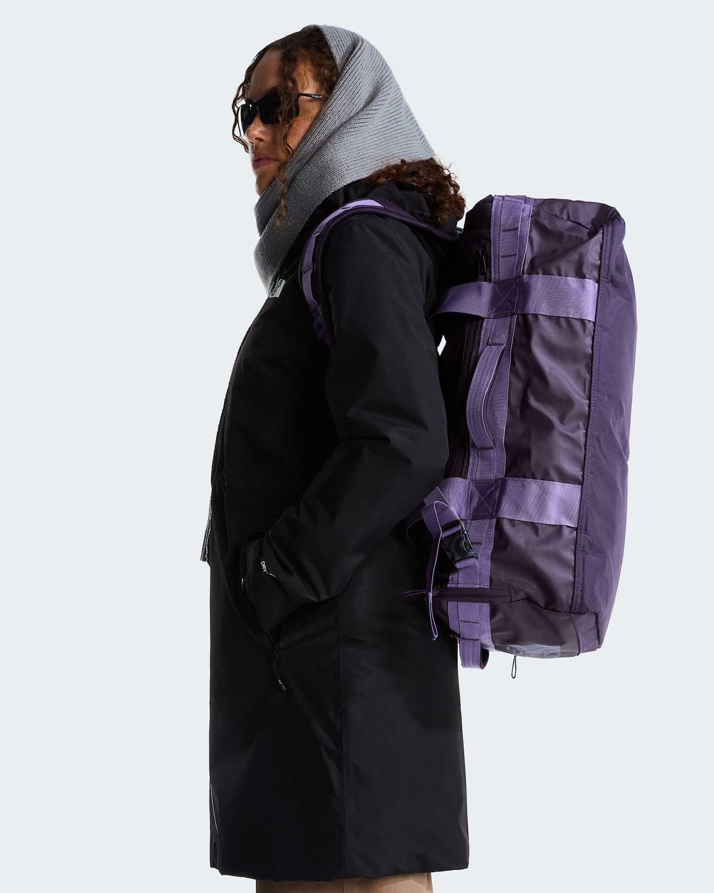 Base Camp Voyager 42-Liter-Duffel-Tasche – Endless Dusk-Grounded Plum