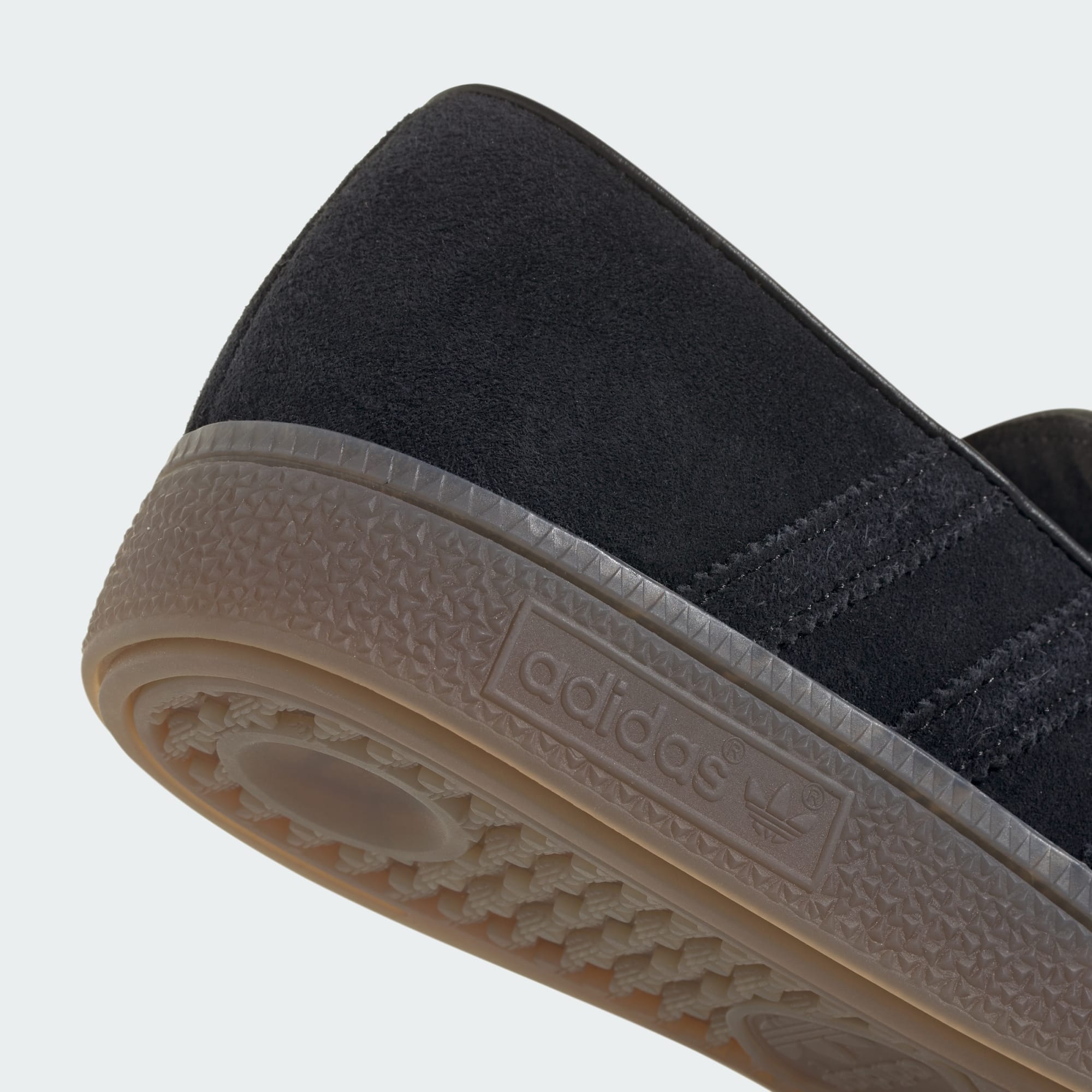 HANDBALL SPEZIAL LOAFER – Core Black / Core Black / Gum – KJ0641