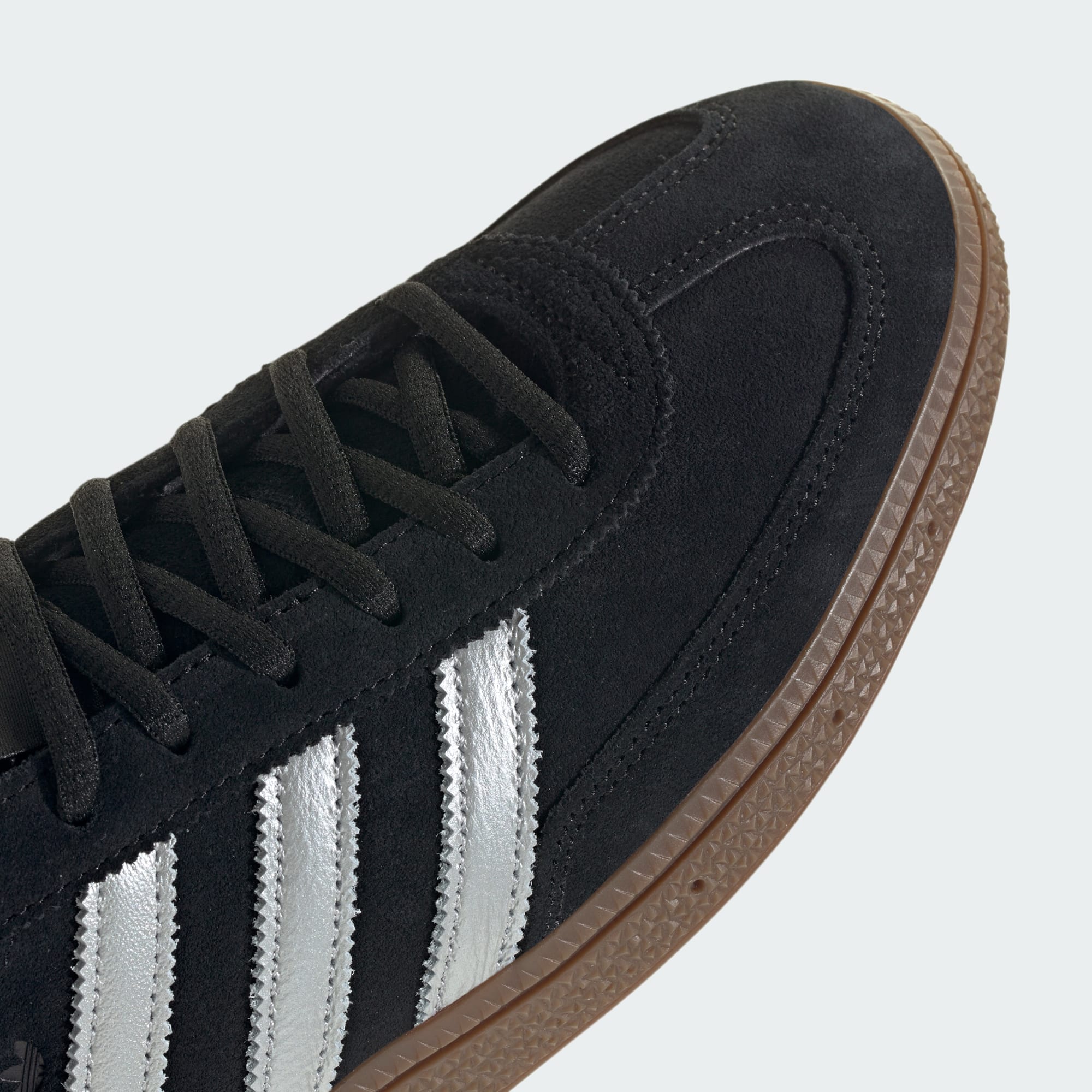 HANDBALL SPEZIAL MERCEDES SCHUH – Core Black / Silver Metallic / Gum – KJ1185