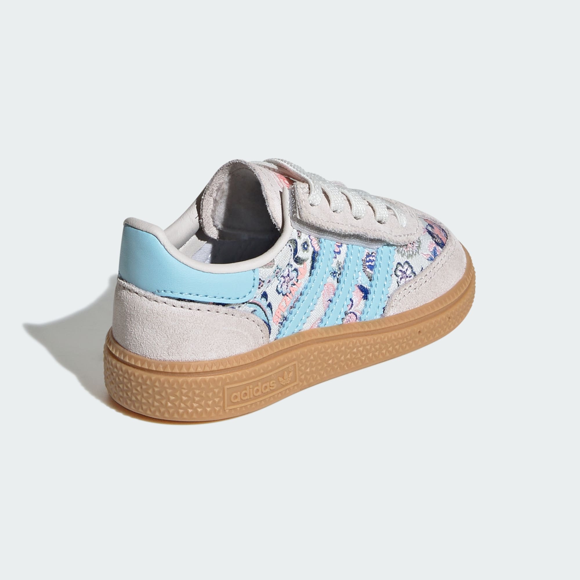 HANDBALL SPEZIAL SCHUH, KOMFORTVERSCHLUSS, ELASTISCHE SCHNÜRSENKEL – Off White / Icey Blue / Gum – KK0952