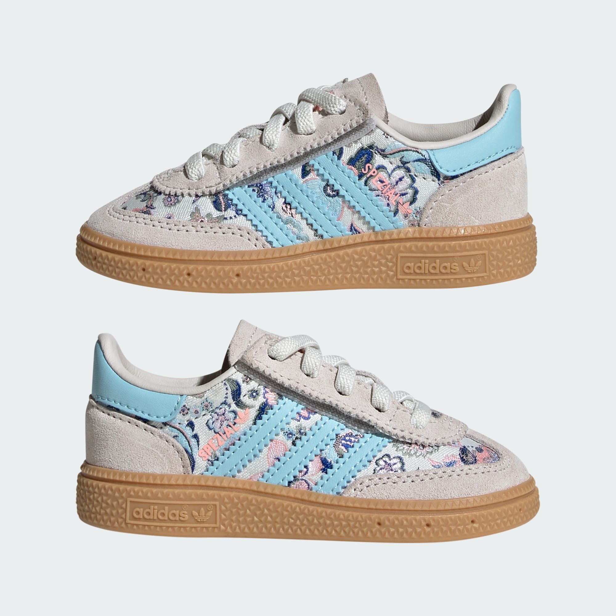 HANDBALL SPEZIAL SCHUH, KOMFORTVERSCHLUSS, ELASTISCHE SCHNÜRSENKEL – Off White / Icey Blue / Gum – KK0952