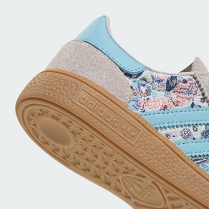 HANDBALL SPEZIAL SCHUH – Off White / Icey Blue / Gum – KK0953