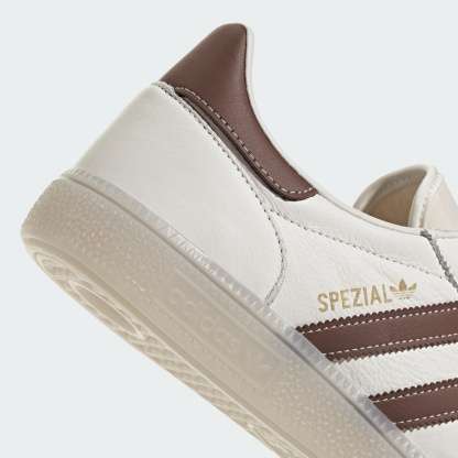 HANDBALL SPEZIAL SCHUH – Core White / Preloved Brown / Off White – KZ6712
