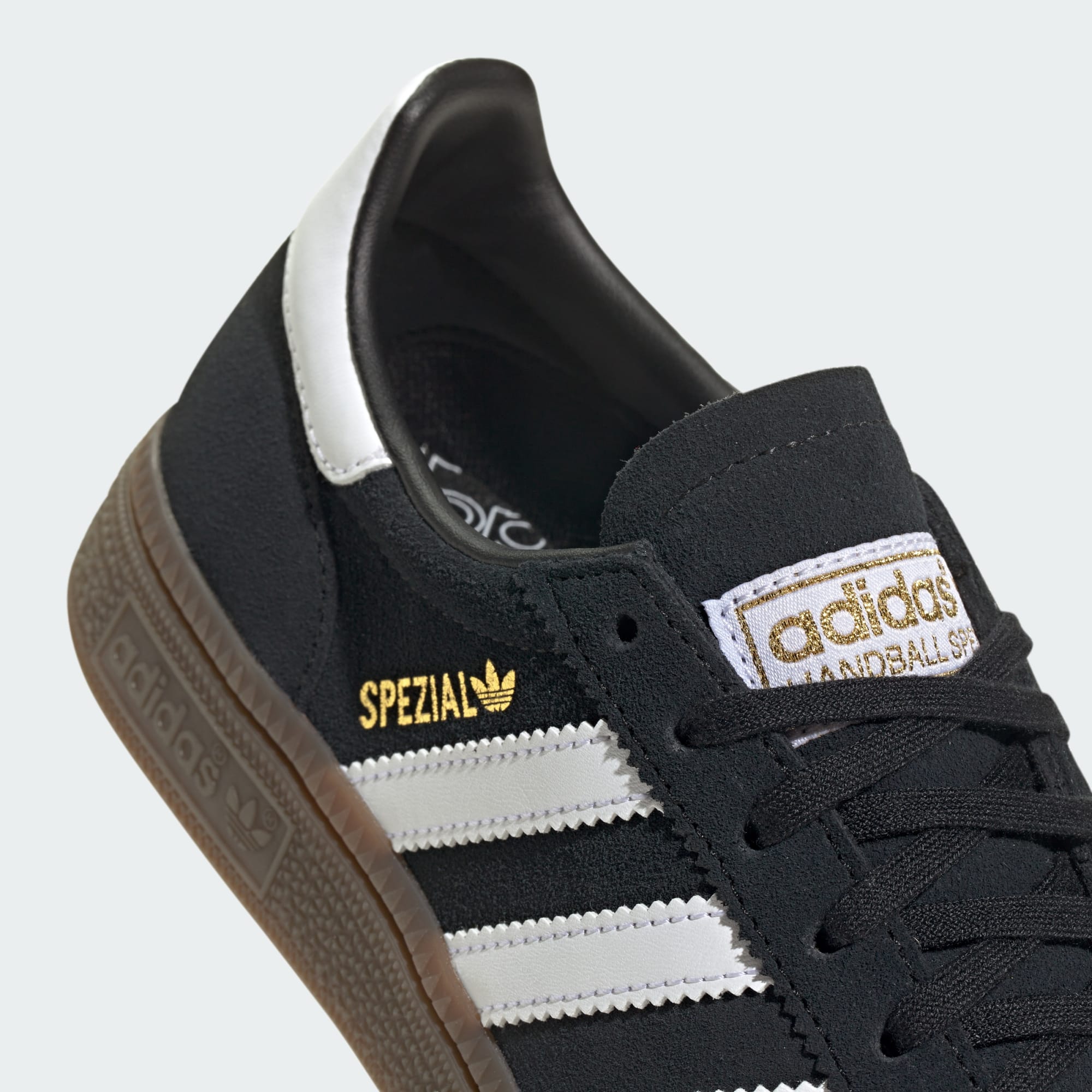 Handball Spezial Schuh – Core Black / Cloud White / Gum – IH8010