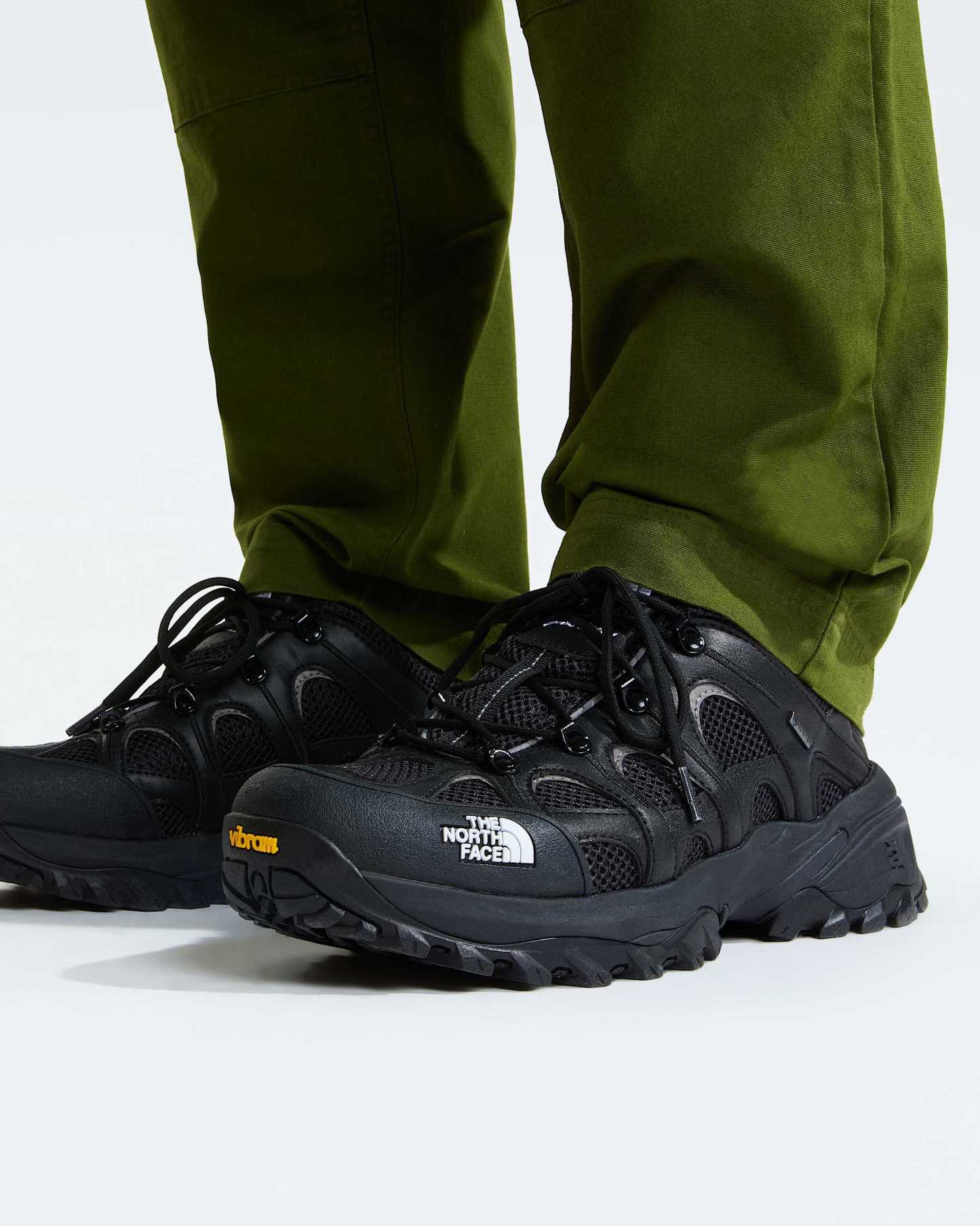 Hedgehog 06 RVST GORE-TEX® Schuhe – TNF Black-TNF White