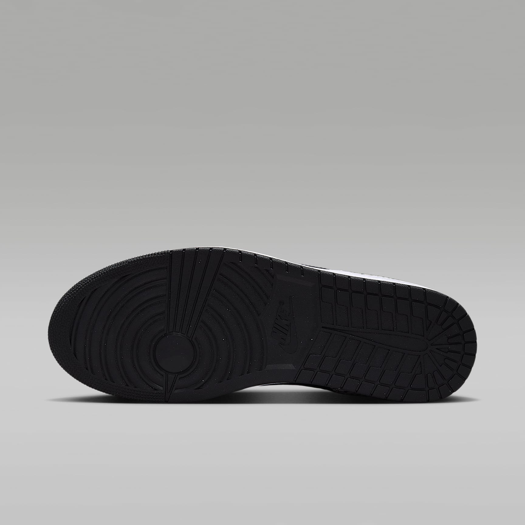 Jordan Court Connect Low SE Schuh (Herren) – Schwarz/Light Smoke Grey/Dark Grey/Weiß