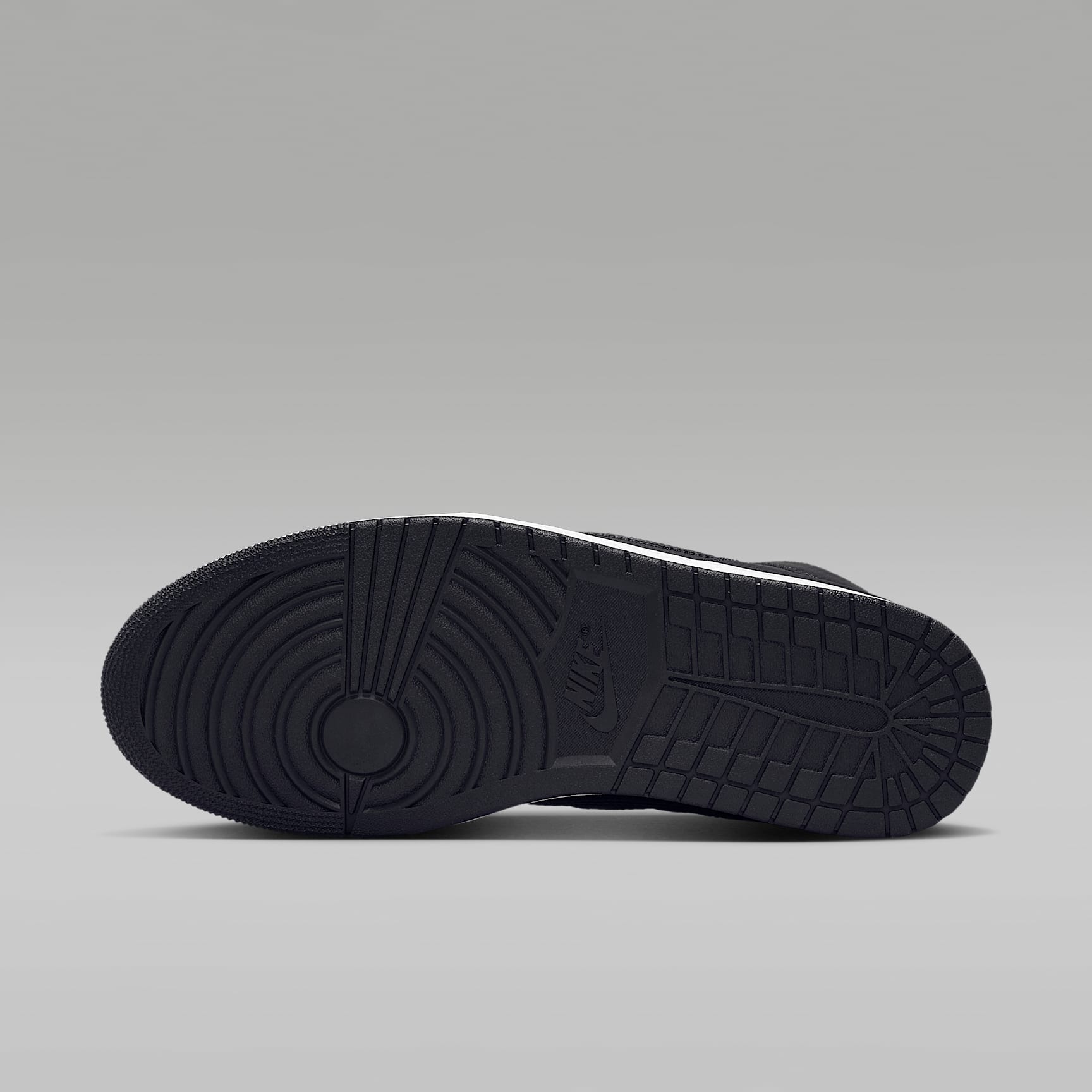 Jordan Court Connect Mid Herrenschuhe – Schwarz/Weiß
