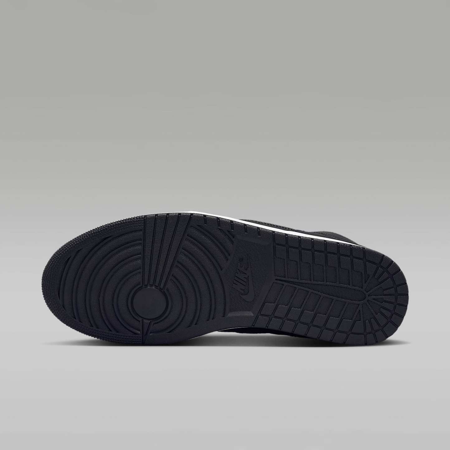 Jordan Court Connect Mid Herrenschuhe – Schwarz/Weiß
