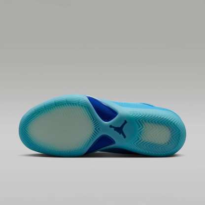 Jordan Triangle Basketballschuh – Baltic Blue/Copa/Coastal Blue/Weiß