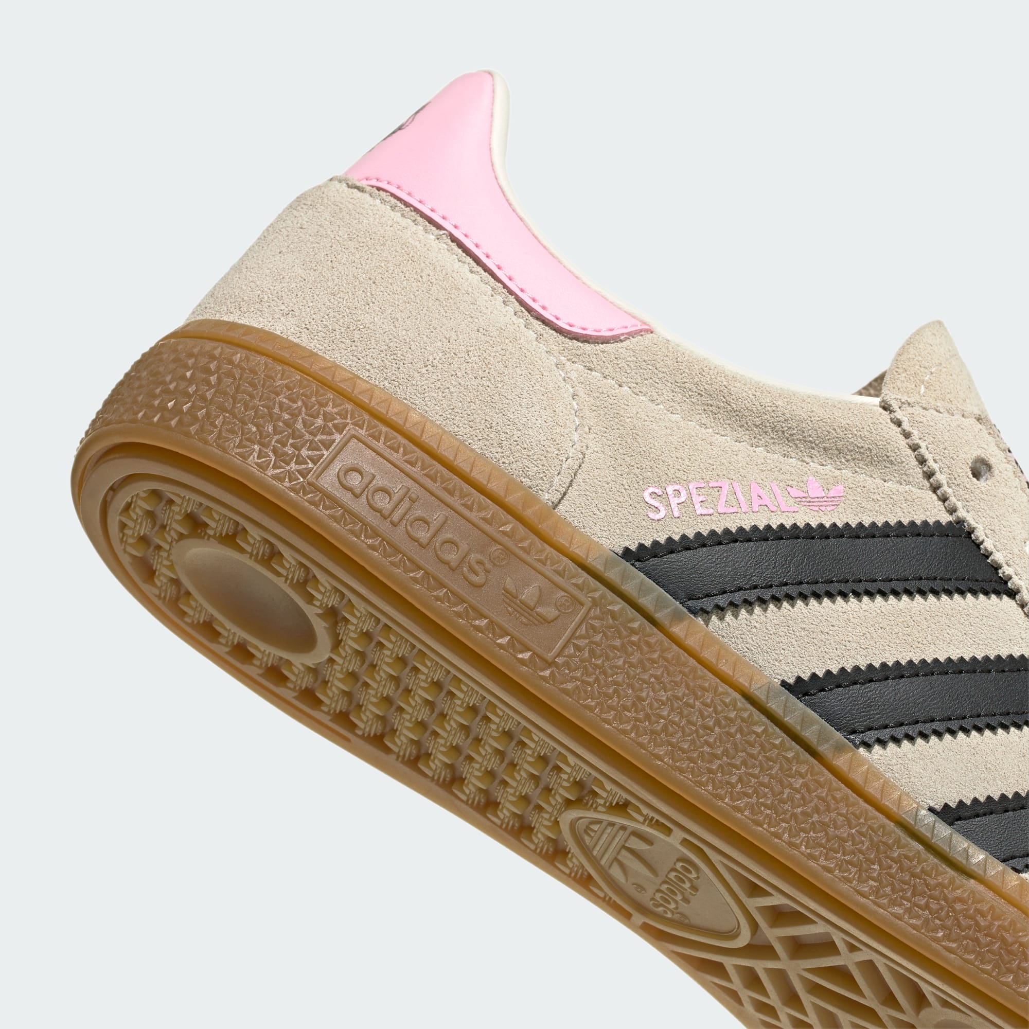 Juventus Turin Handball Spezial Schuh – Off White / Core Black / True Pink – KK3023