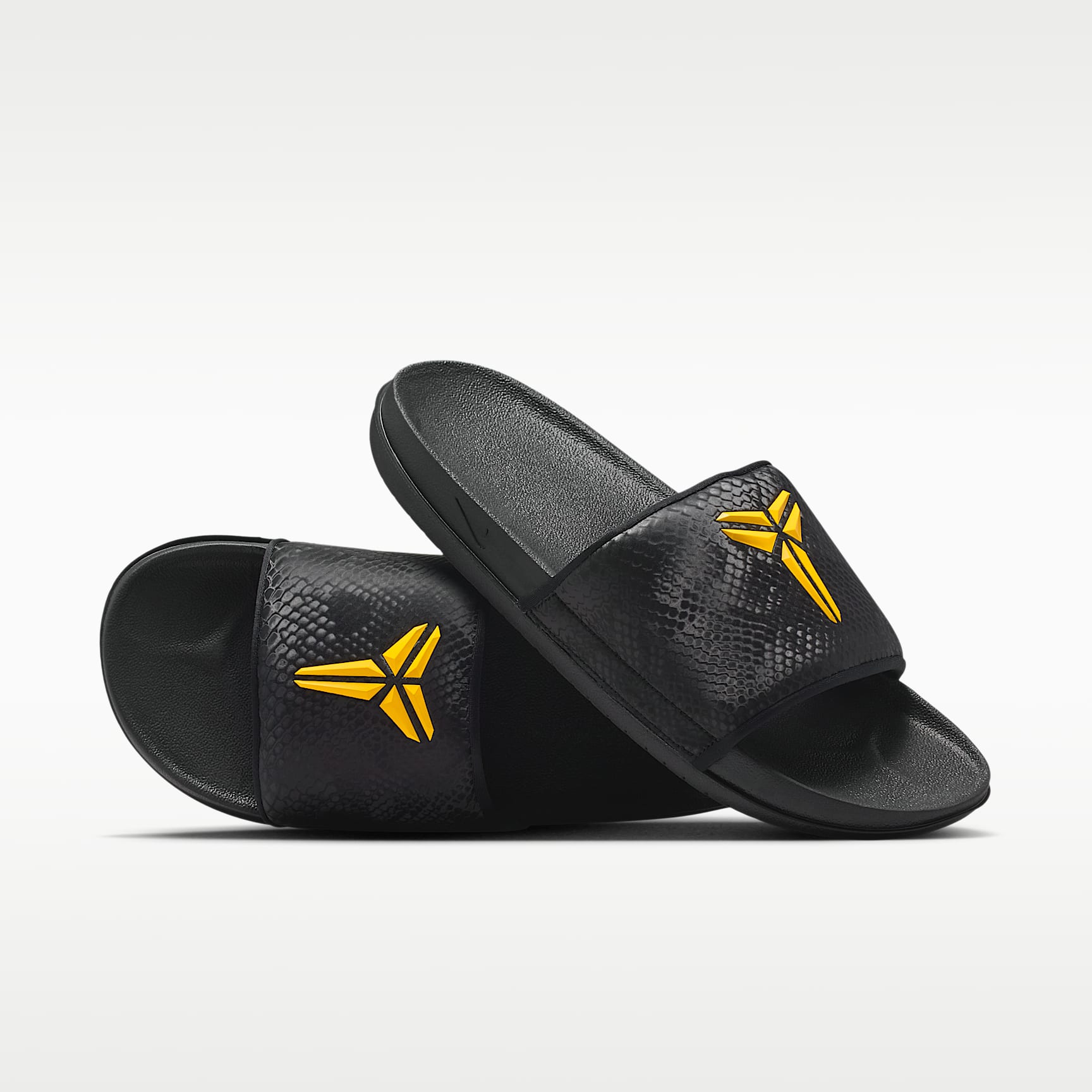 Kobe Offcourt Herren-Slides – Schwarz/University Gold