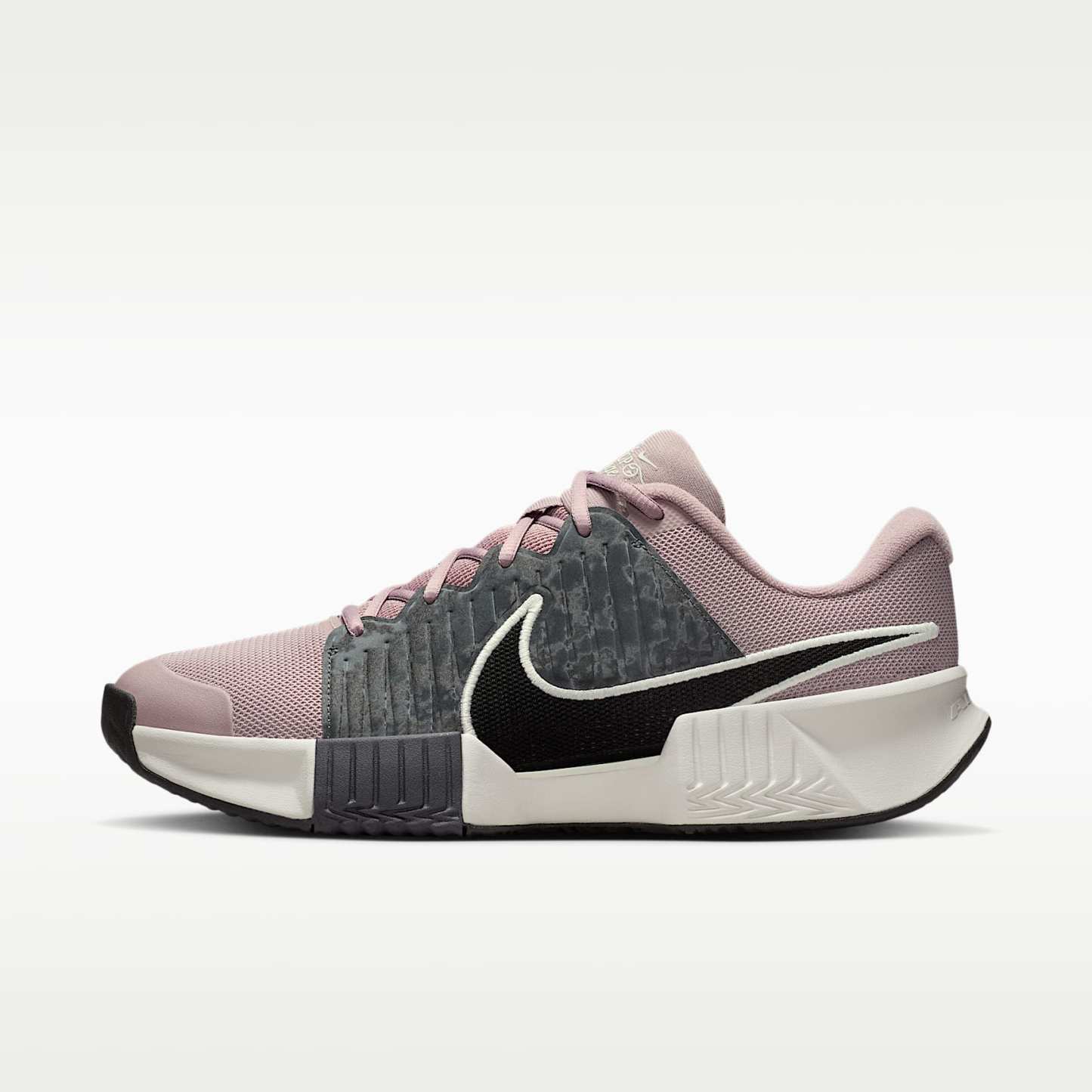 Nike Zoom GP Challenge Pro PRM Tennisschuh für Sandplätze (Herren) – Light Violet Ore/Barely Green/Anthracite/Schwarz