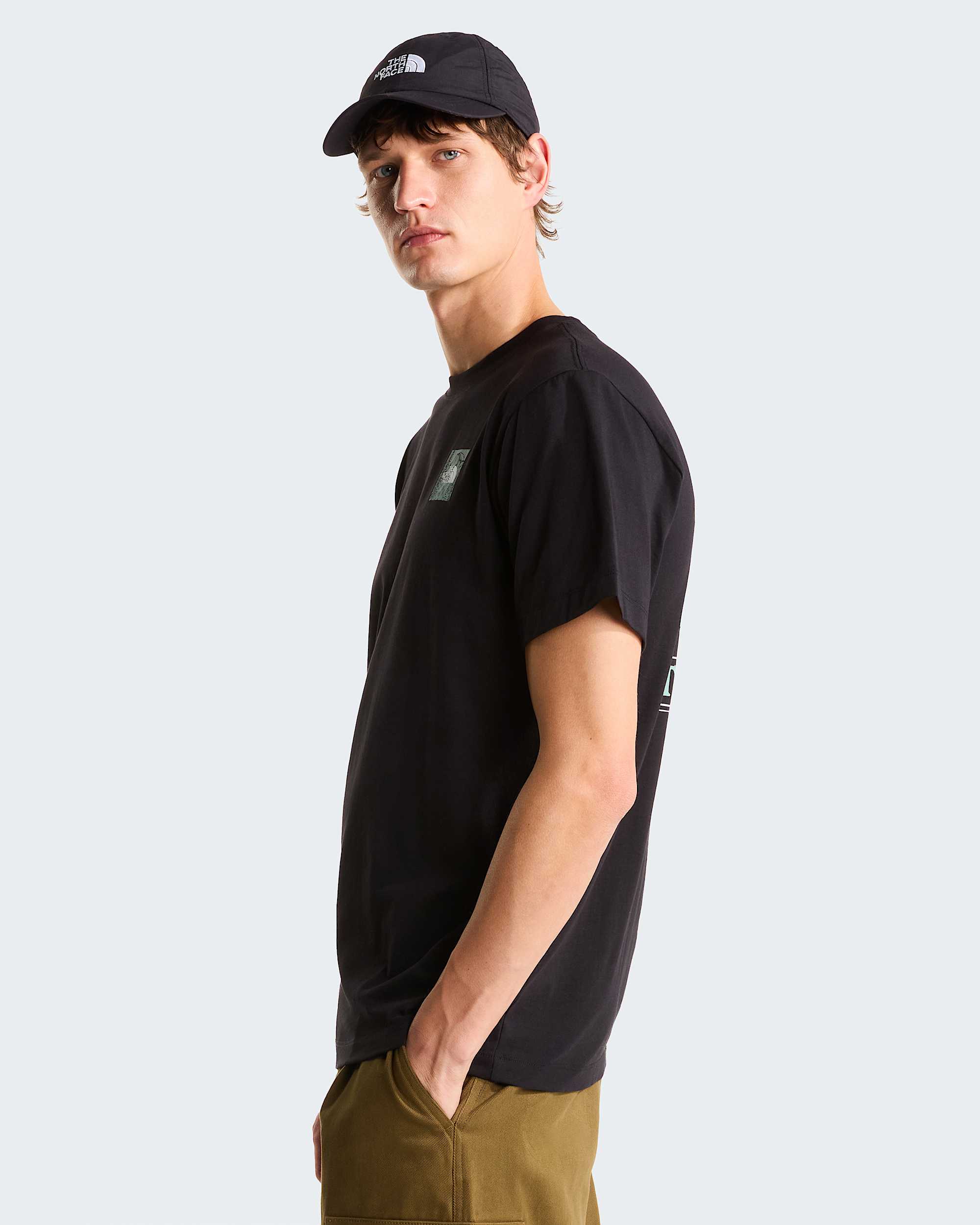 Monte normal geschnittenes T-Shirt mit Grafik für Herren – TNF Black