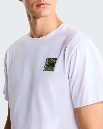 Monte normal geschnittenes T-Shirt mit Grafik für Herren – TNF White