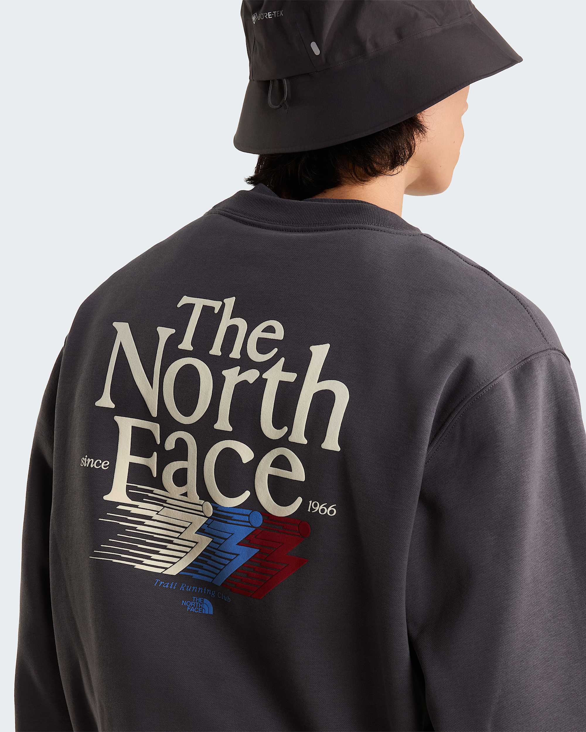 Retro Trail Graphic Sweatshirt in Relaxed Fit Herren – Anthracite Grey