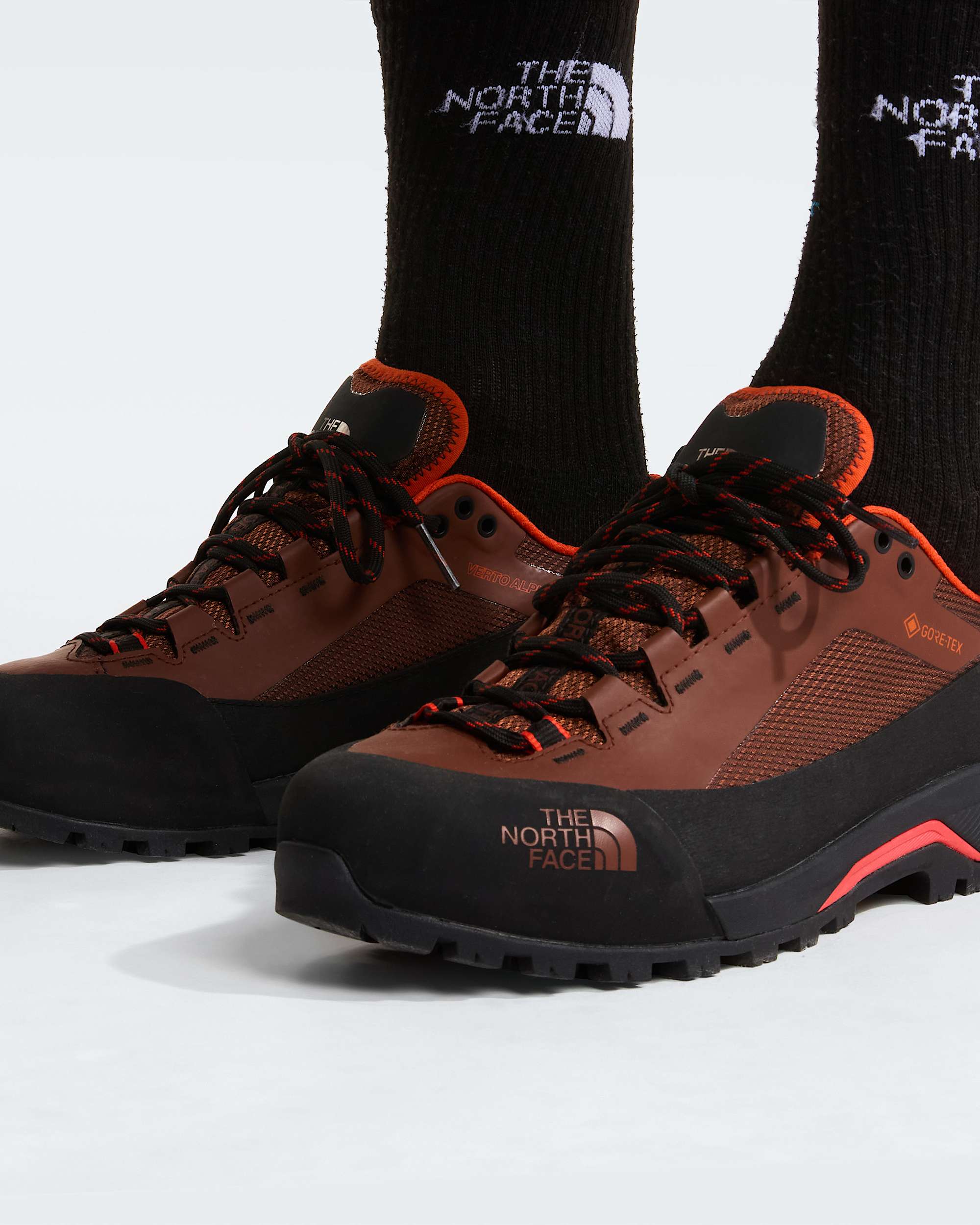 Verto GORE-TEX® Alpinschuhe für Herren – Ember Soil-Lava Red