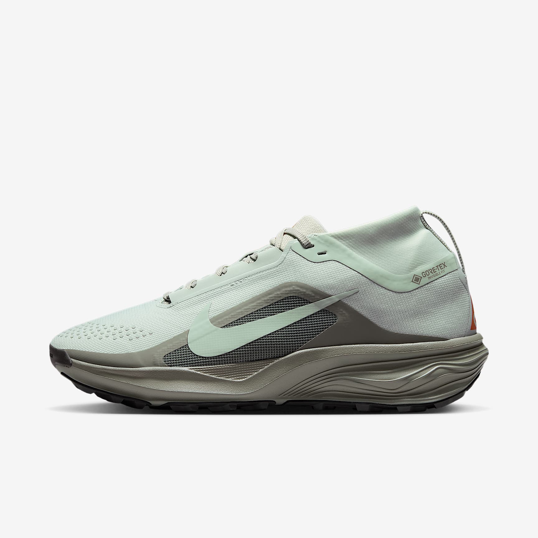 ACG Pegasus Trail GORE-TEX wasserdichter Traillaufschuh (Herren) – Light Silver/Light Army/Safety Orange/Light Silver